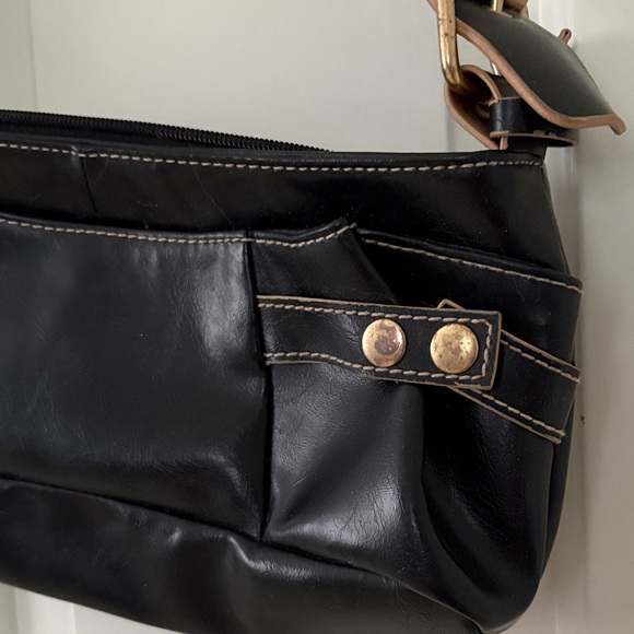 Y2K Chic Black Shoulder Bag with Brown Accents - Picture 2 of 6